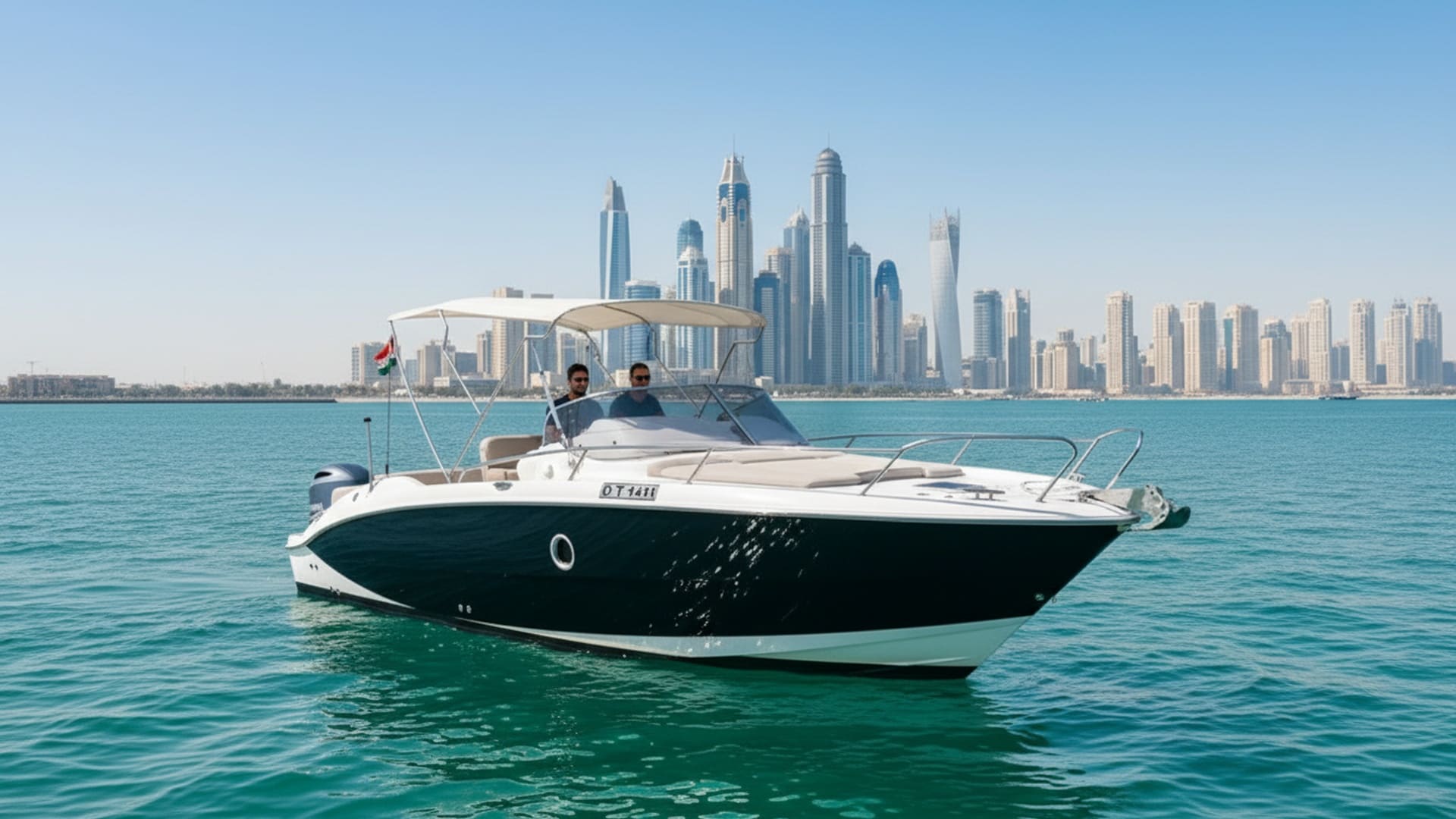 Spacious deck and seating on Breeze Crown 27 ft yacht