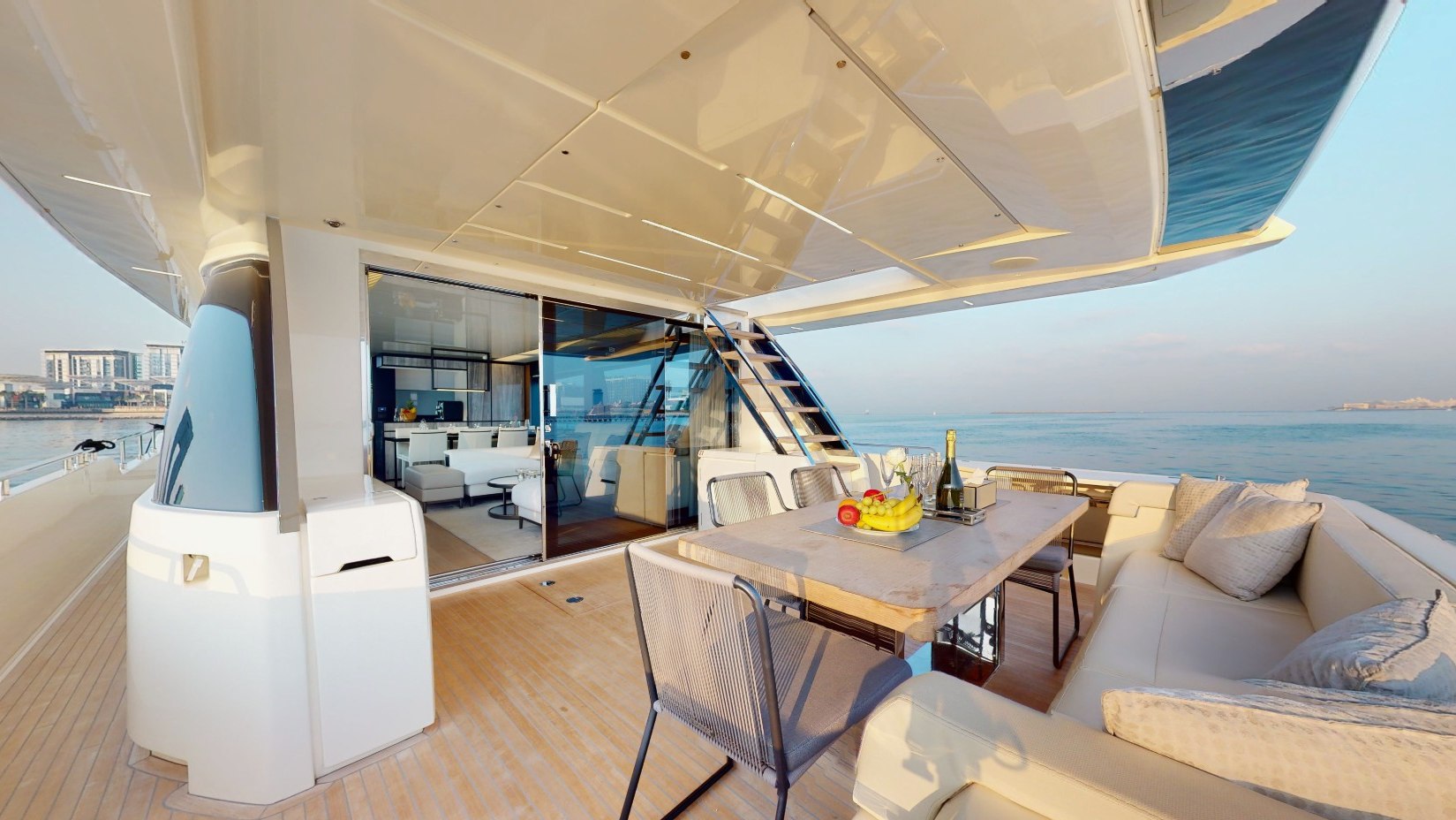 Ferretti 78 ft charter in Dubai, photo 2
