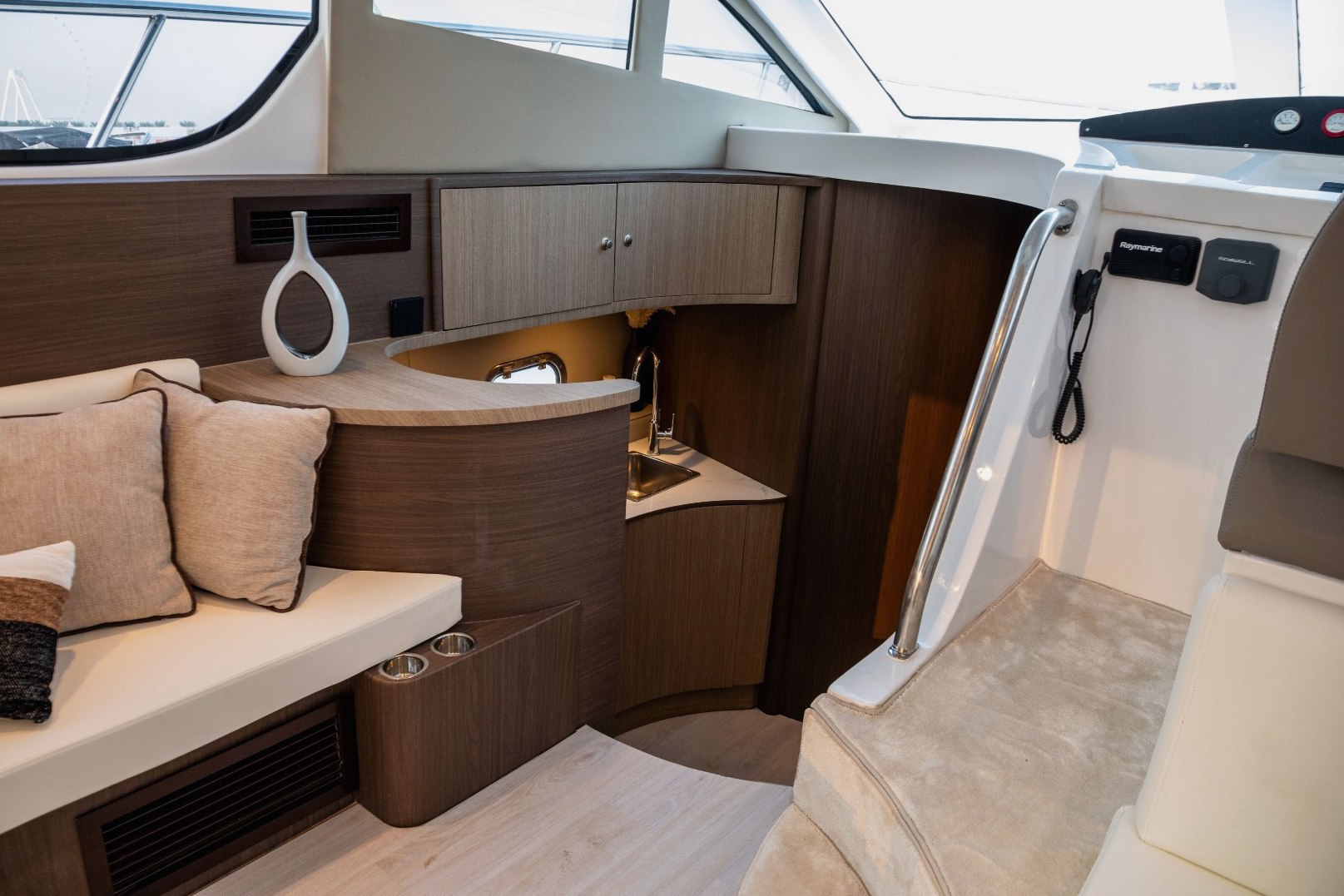 Intermare May One charter in Dubai, photo 10