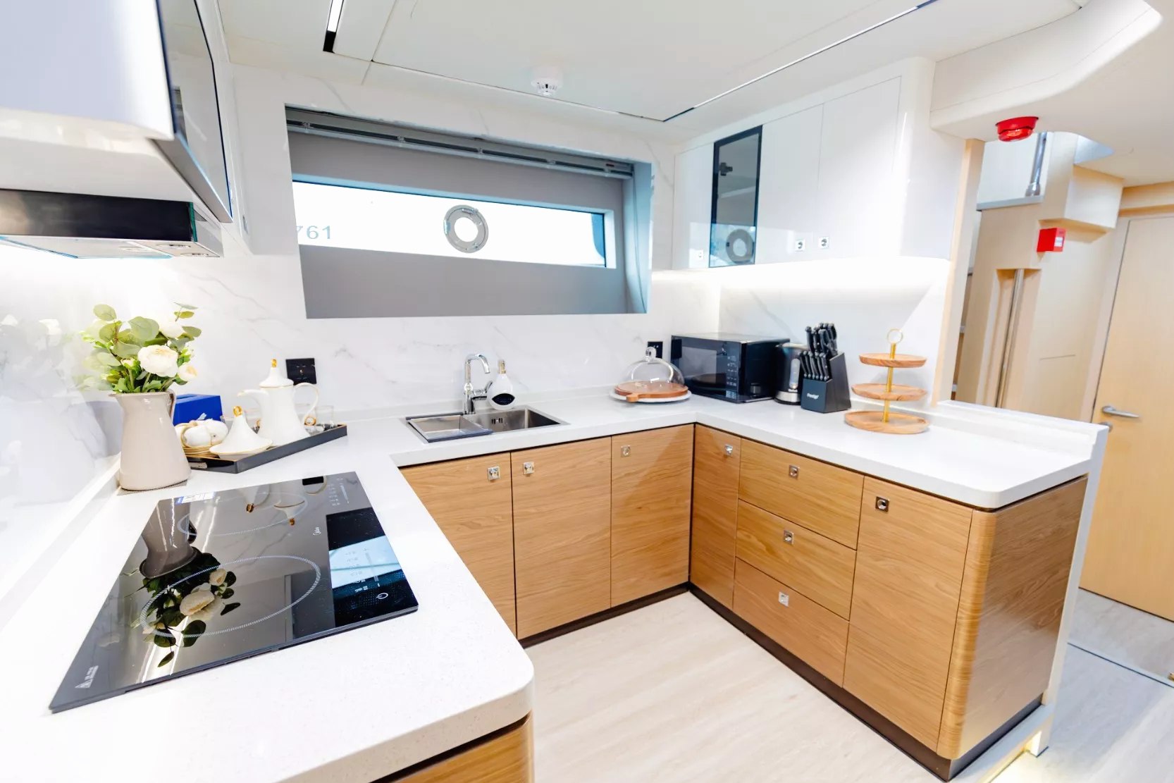 Sky Walker Reno charter in Dubai, photo 9