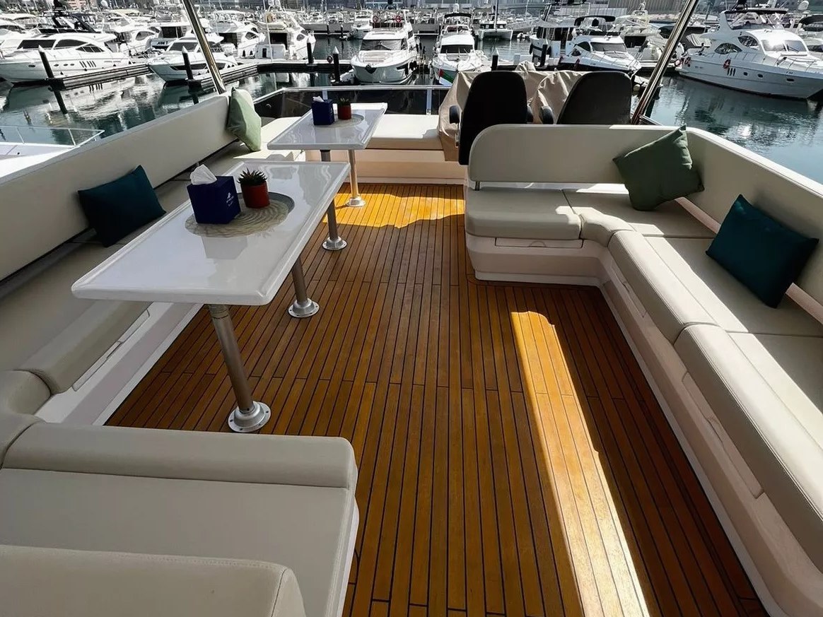 Sky Walker Taka Blue charter in Dubai, photo 7