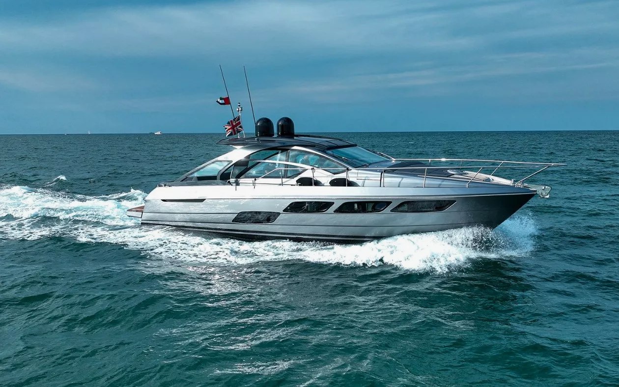 Pershing 5X Shark Grey for charter