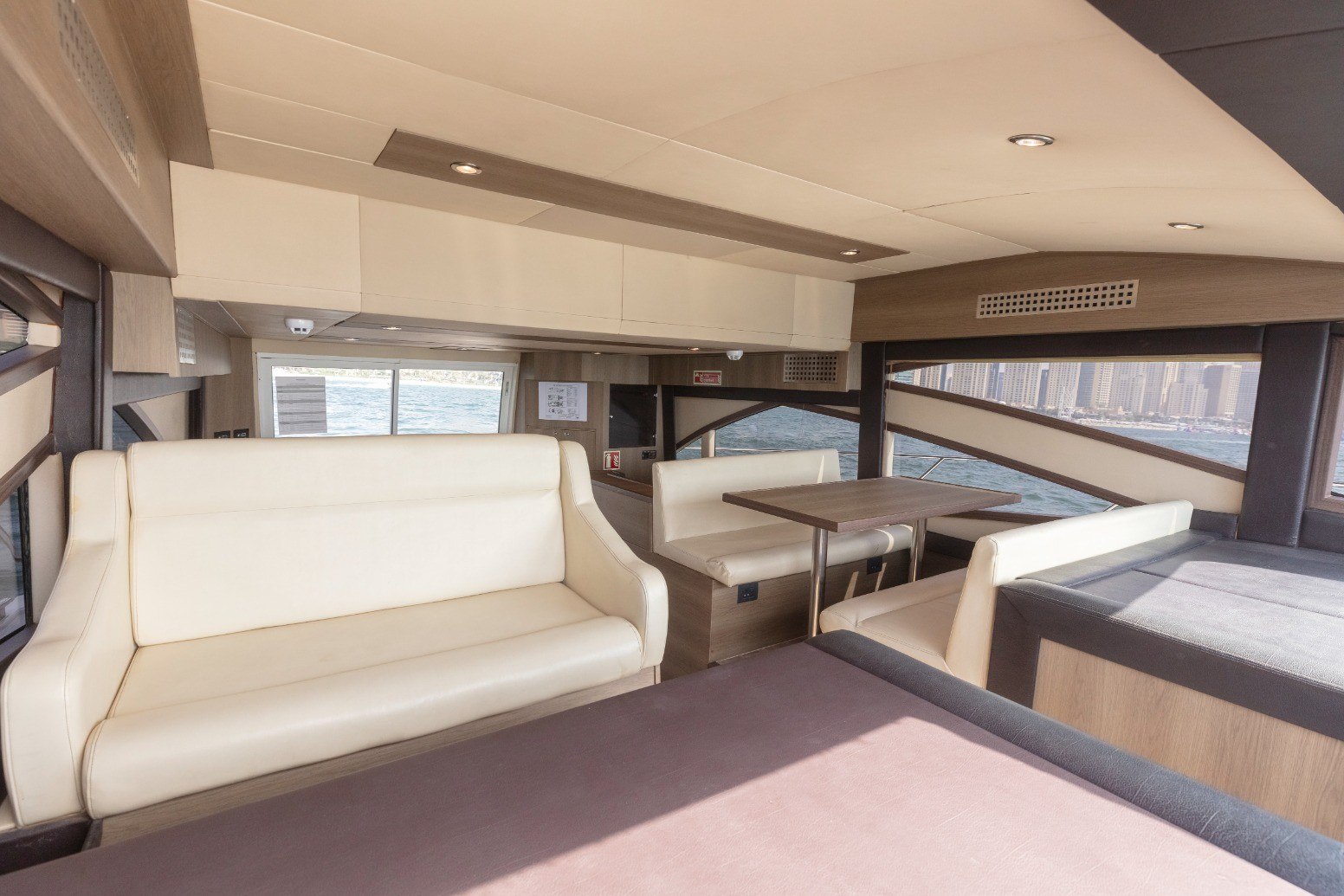 Oryx Viktoriia charter in Dubai, photo 9