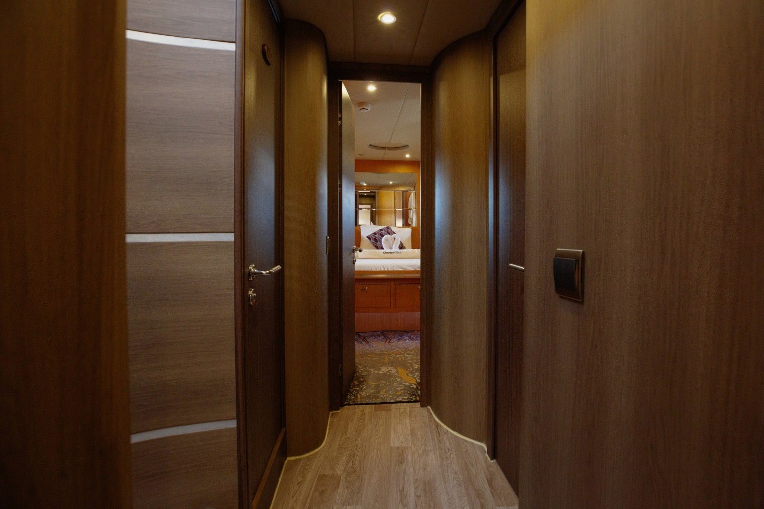 Numarine Veronika charter in Dubai, photo 10