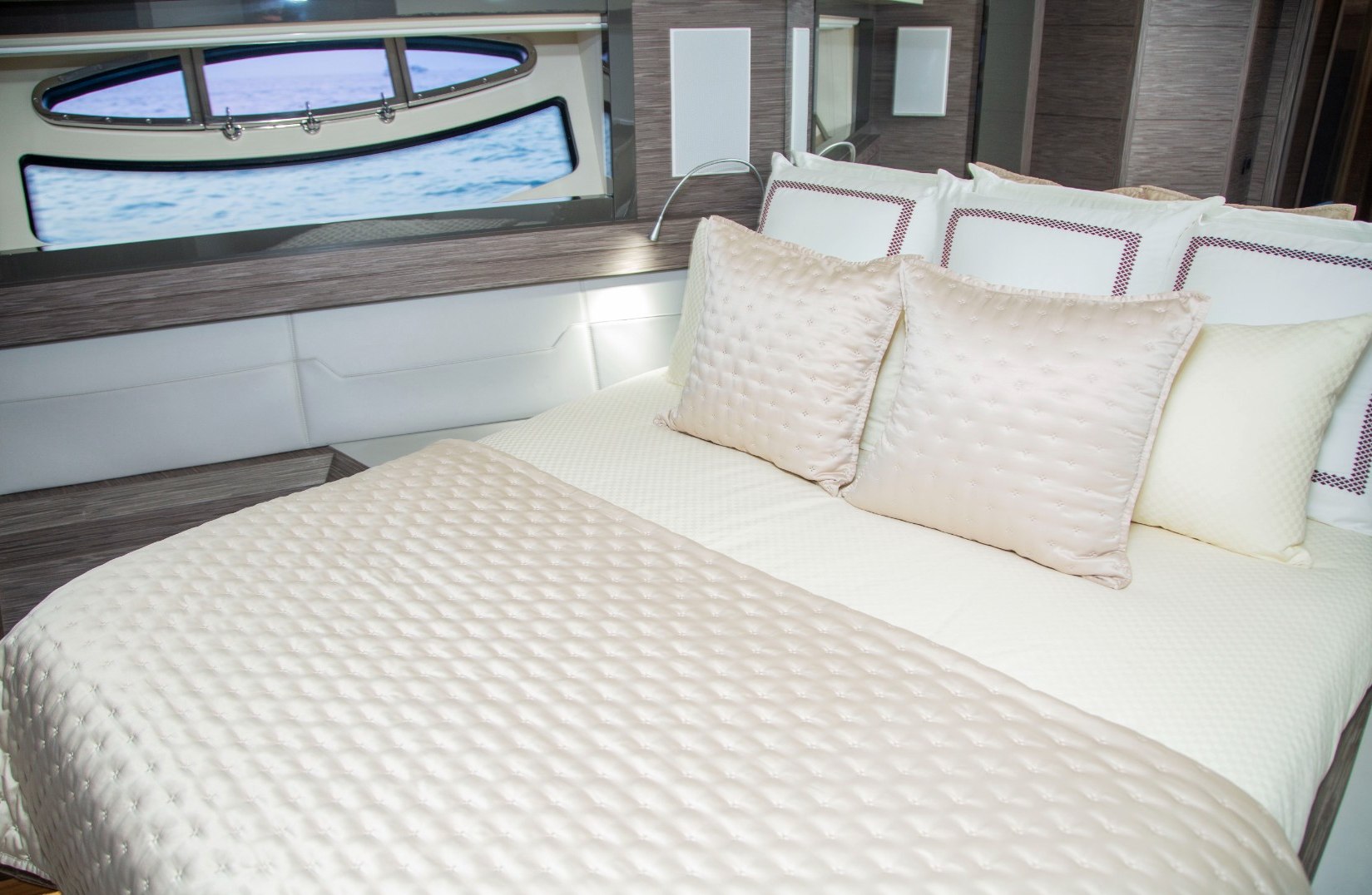 Pershing charter in Dubai, photo 6