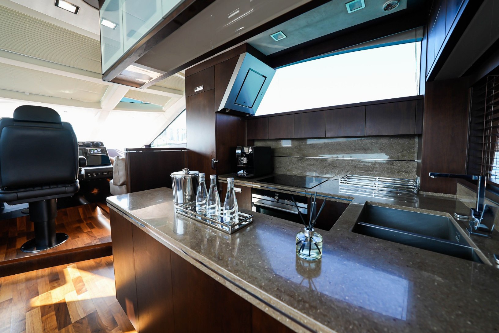 Galeon charter in Dubai, photo 6