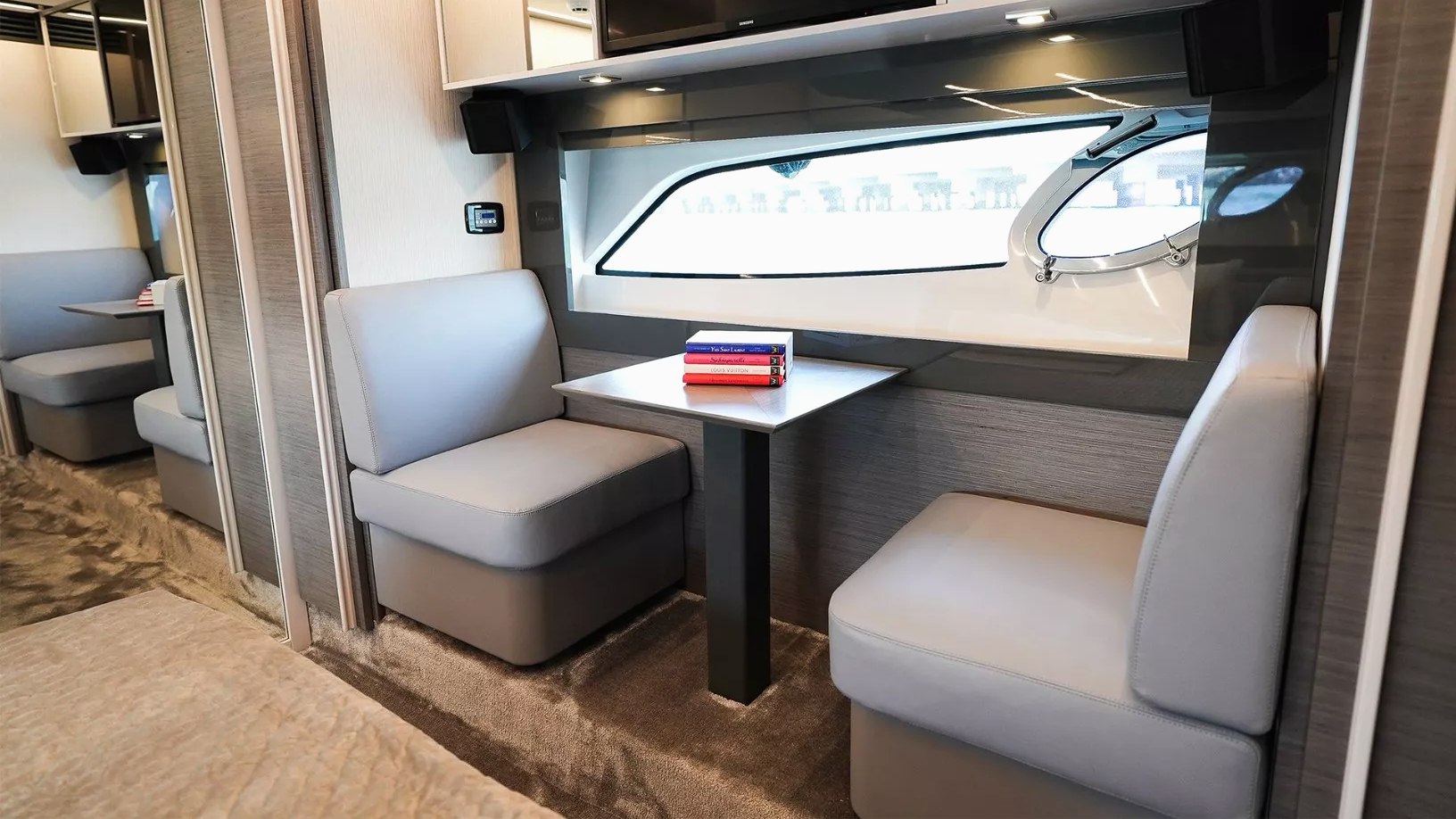 Pershing 5X Shark Grey charter in Dubai, photo 4