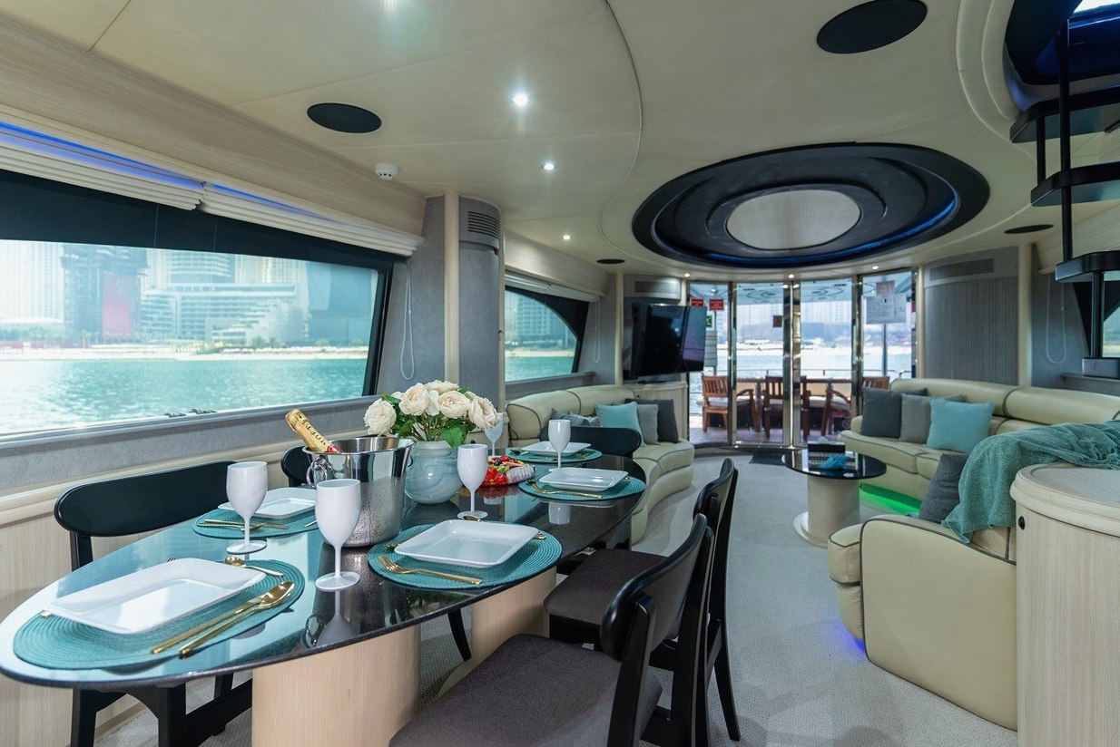 Azimut Anna charter in Dubai, photo 12