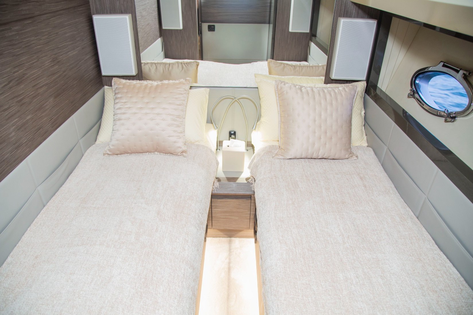 Pershing charter in Dubai, photo 5