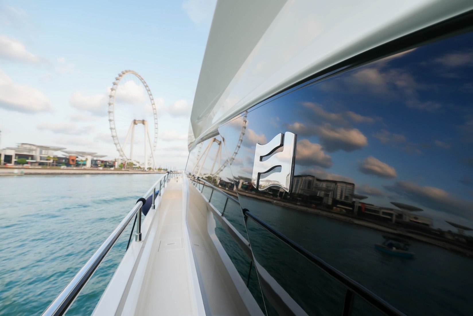 Ferretti 67 ft charter in Dubai, photo 8