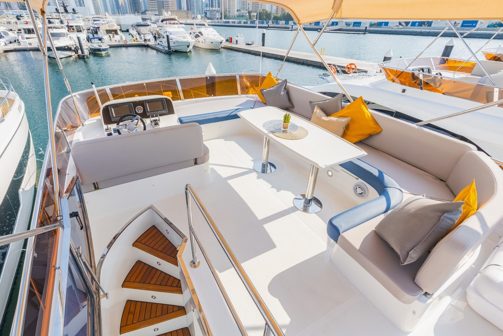 Sky Walker Kio charter in Dubai, photo 10