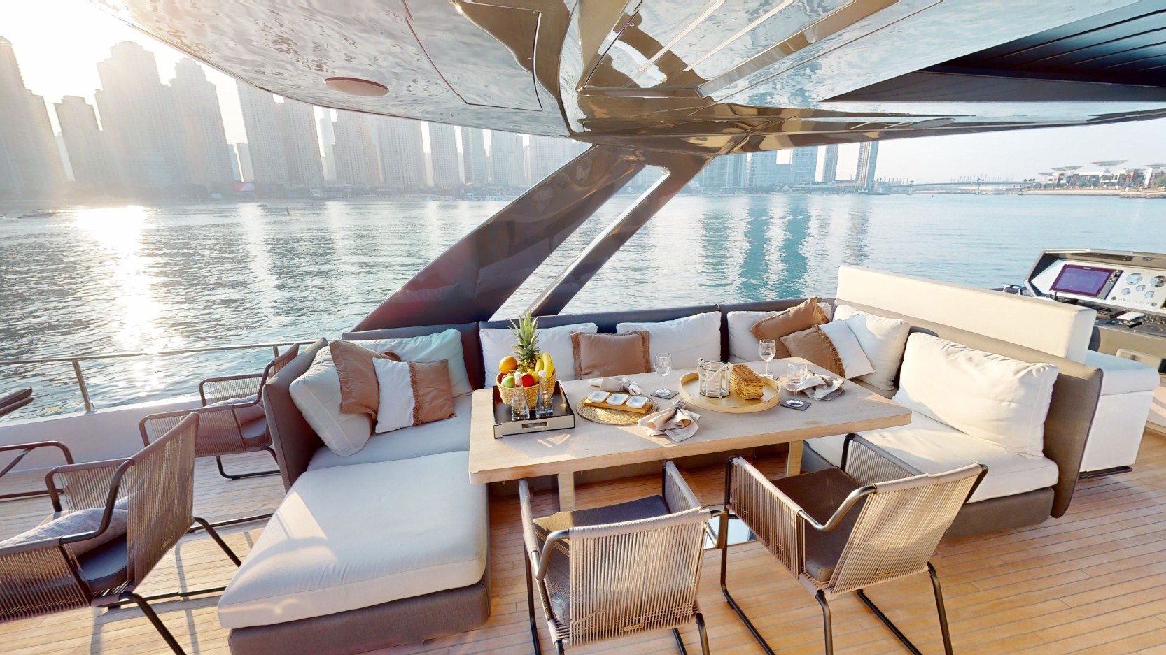 Ferretti 78 ft charter in Dubai, photo 15