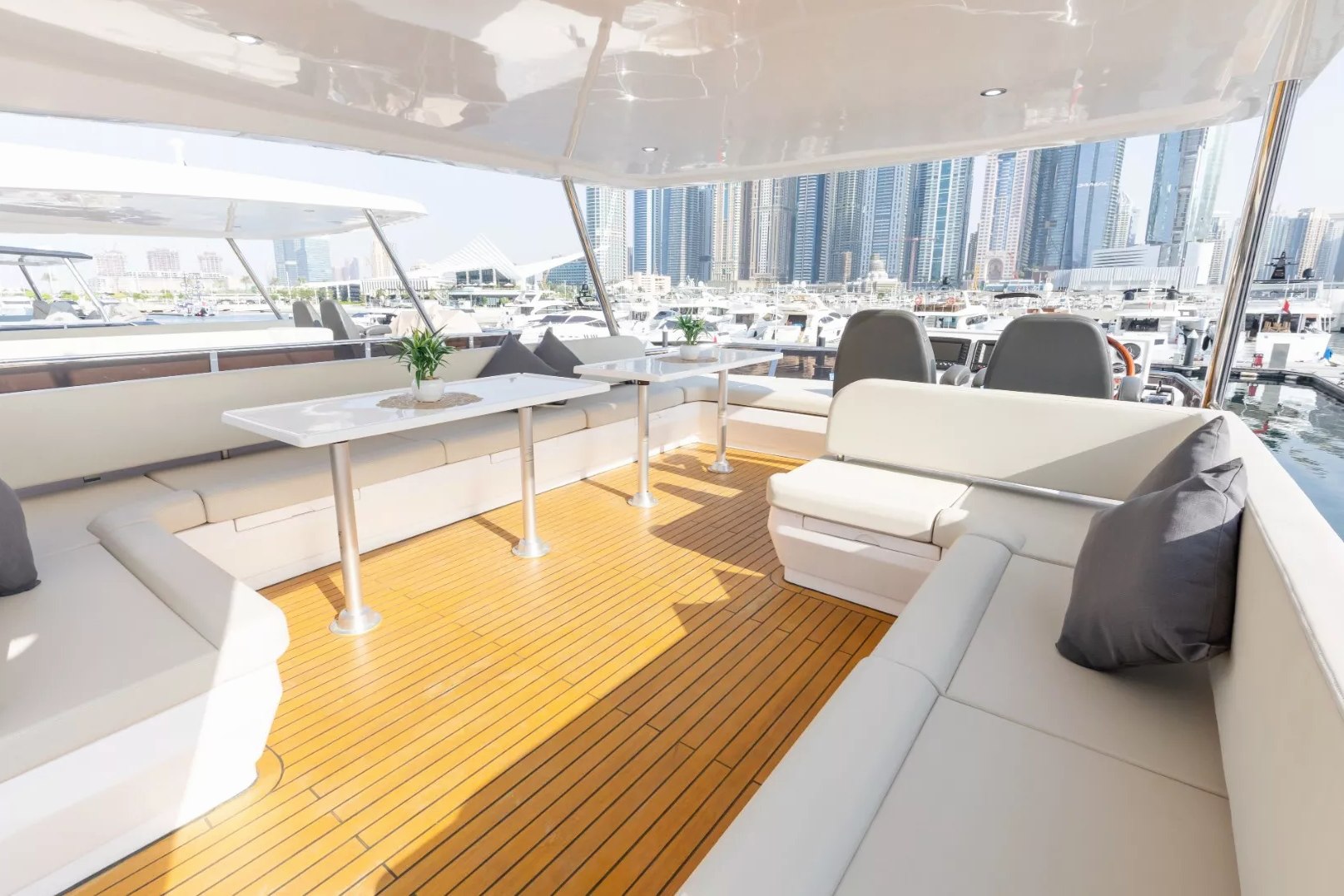 Sky Walker Fibo charter in Dubai, photo 14
