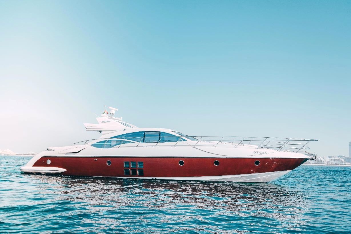 Azimut Sura charter in Dubai, photo 6