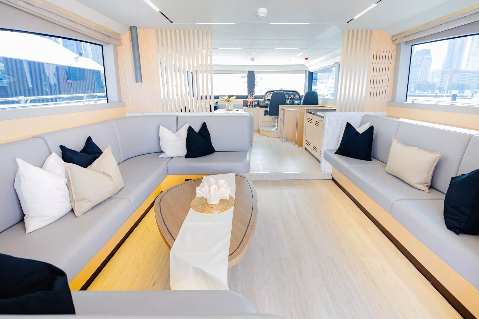 Sky Walker Reno charter in Dubai, photo 3