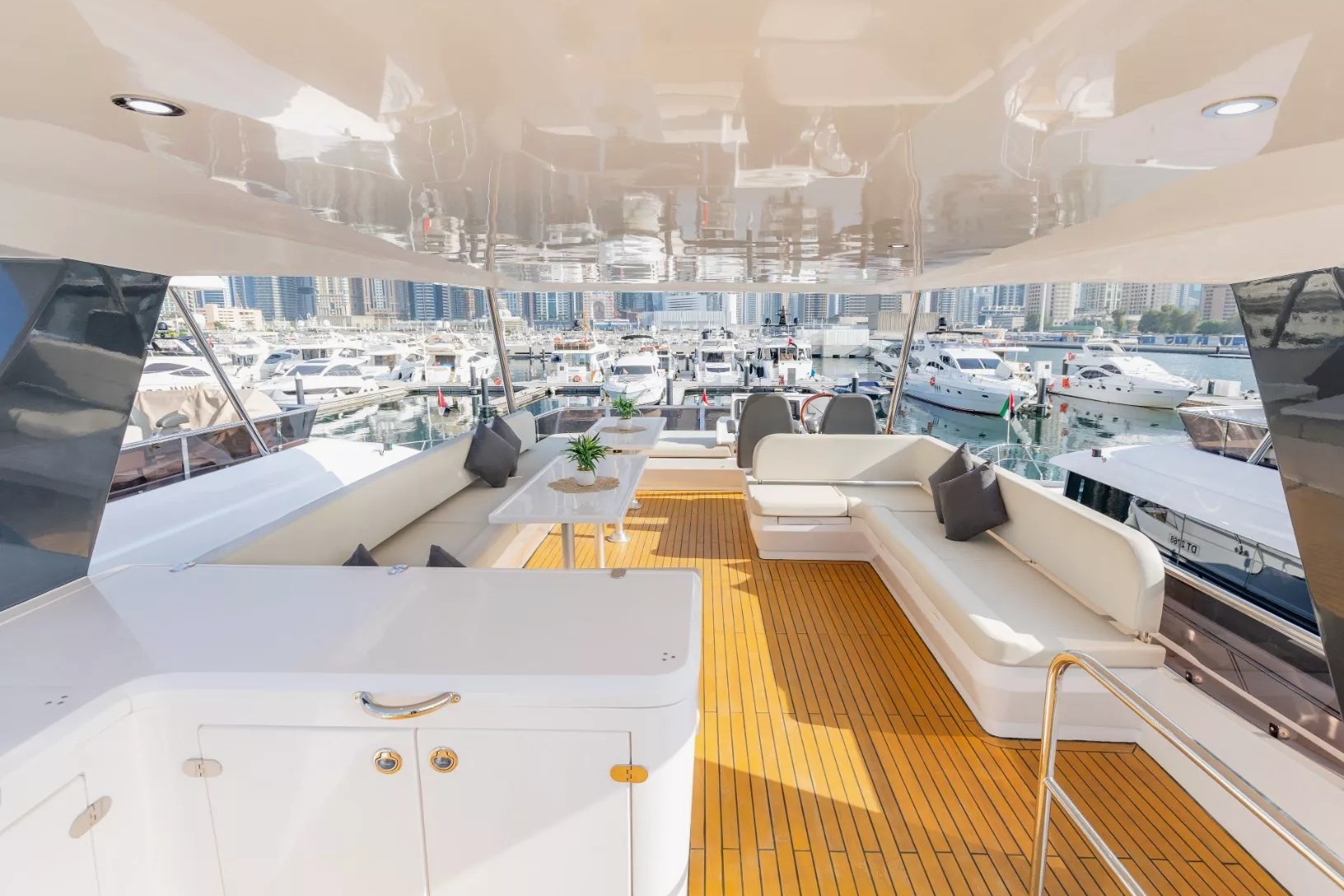 Sky Walker Fibo charter in Dubai, photo 7