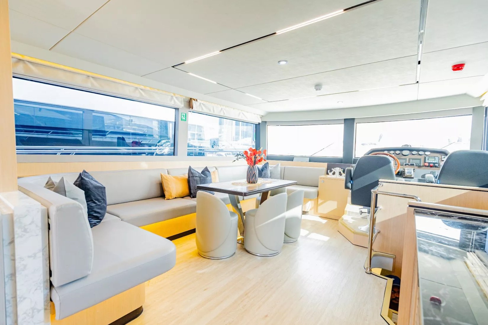 Sky Walker Fibo charter in Dubai, photo 6