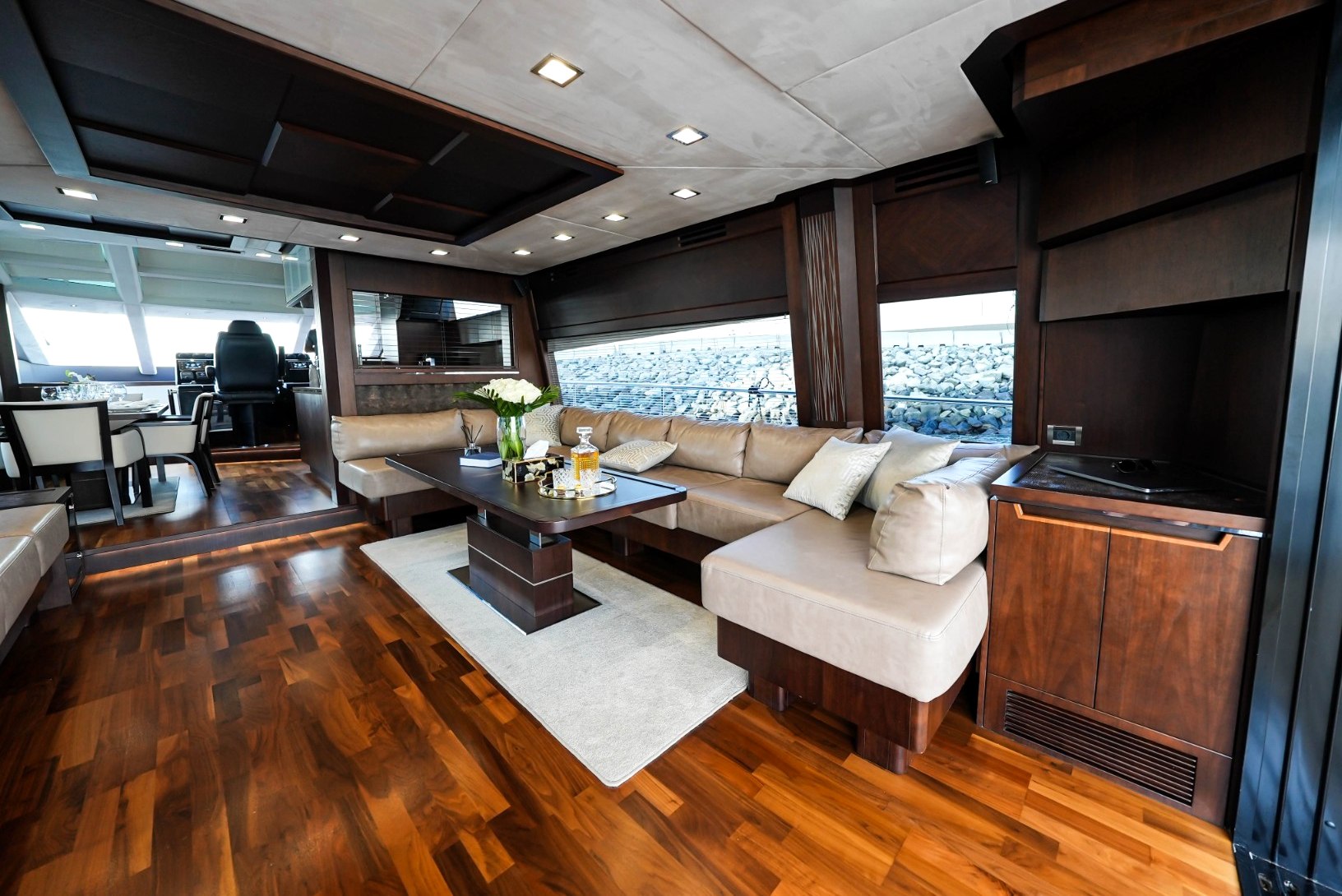 Galeon charter in Dubai, photo 16