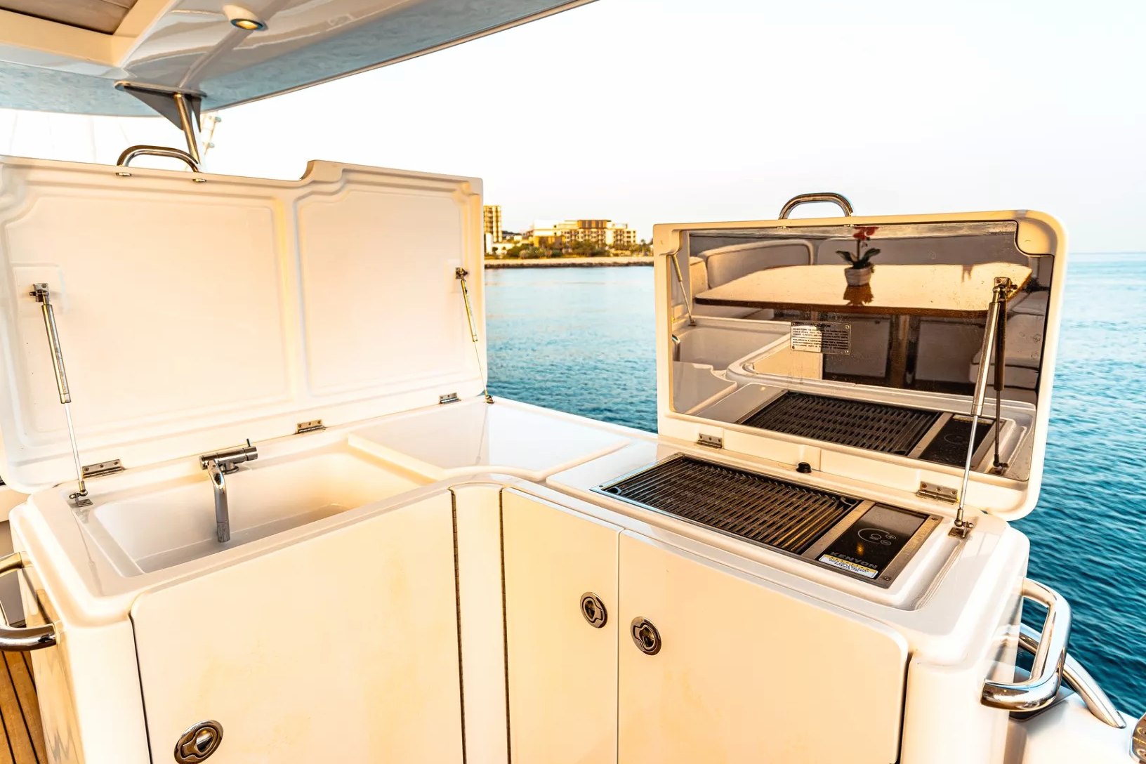 Azimut Magellano 66 ft charter in Dubai, photo 9